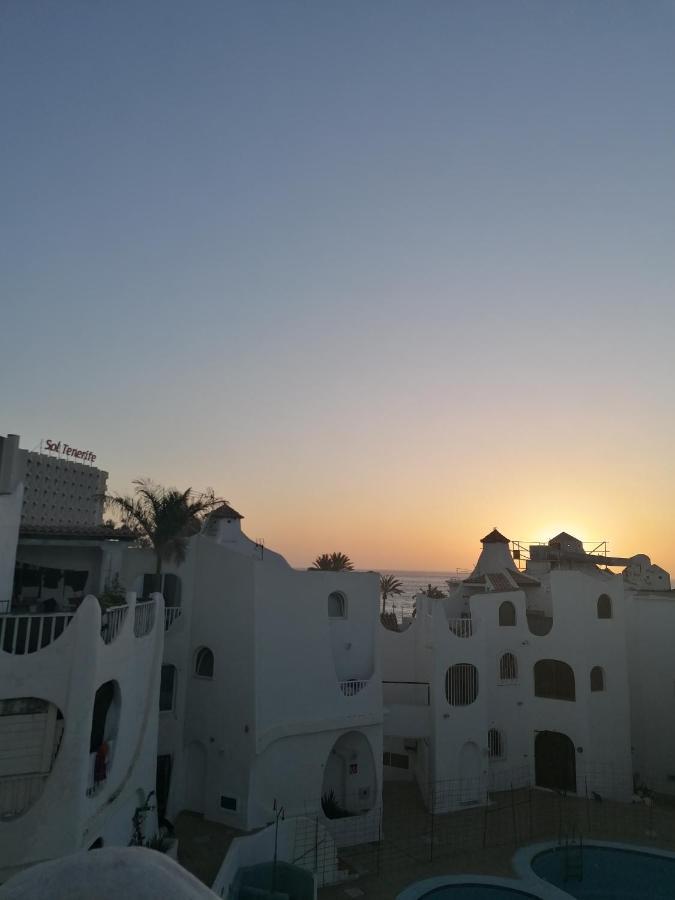 פלאייה דה לאס אמריקס Wonderful White Appartament In Las Tortugas מראה חיצוני תמונה